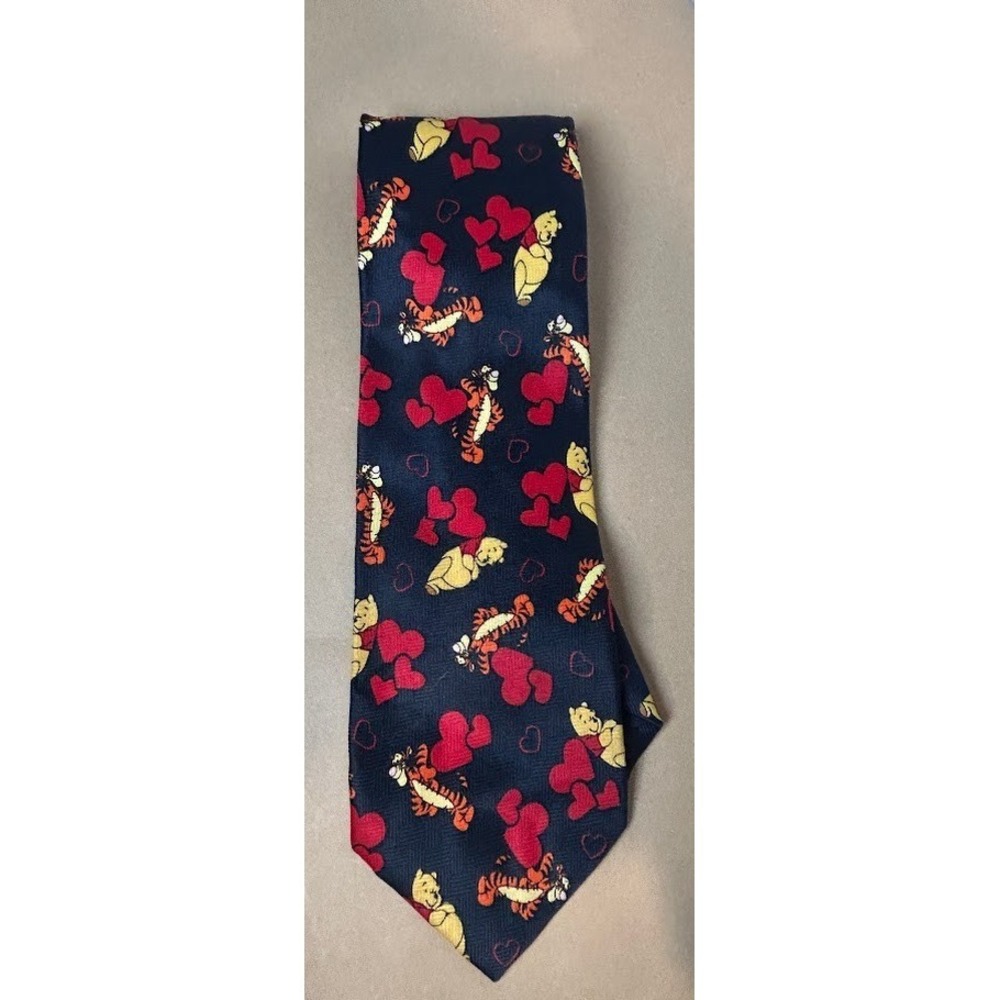Pooh Men's Necktie Tigger Valentines‎ Hearts Be Mine Polyester Tie